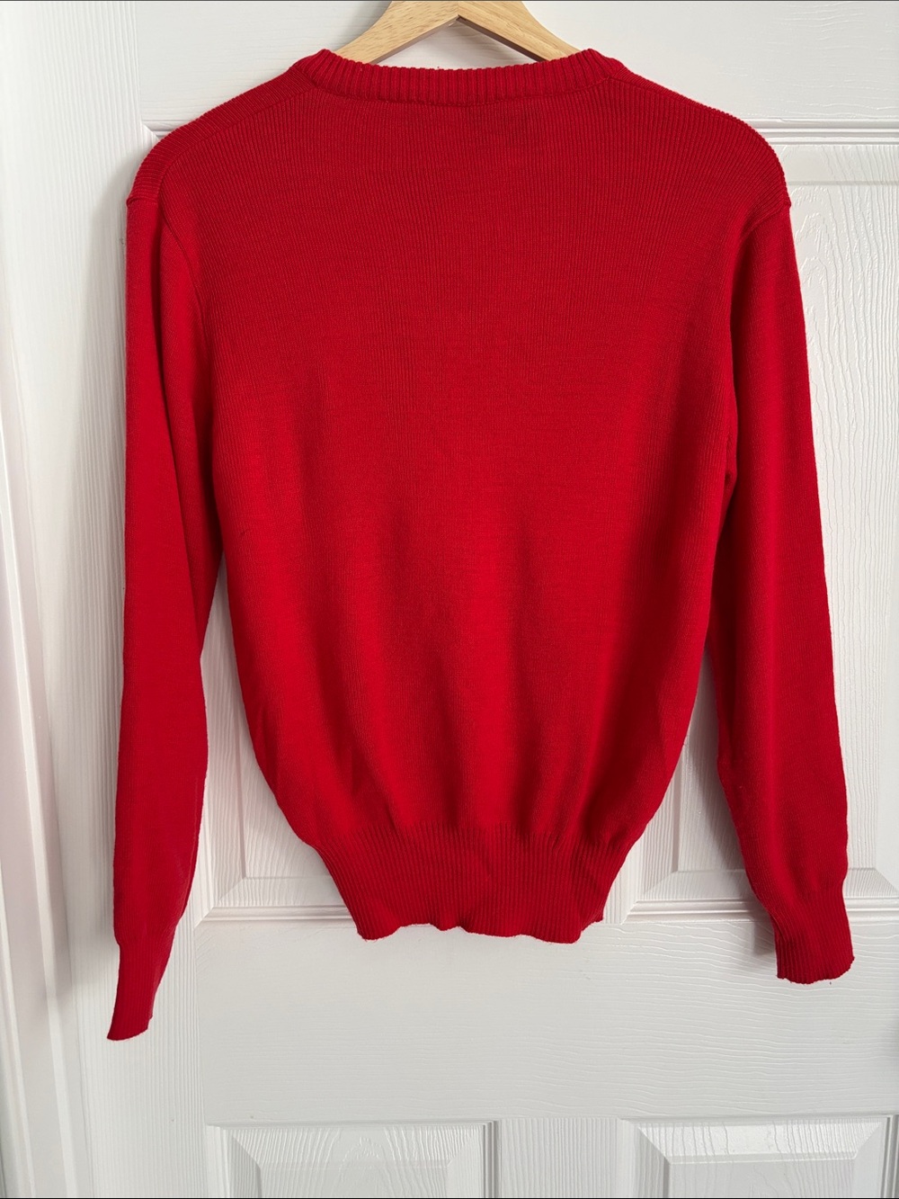 Vintage Red V-Neck Casino Embroidered Sweater Sir Robert Originals Size M Lucky - Picture 2 of 11